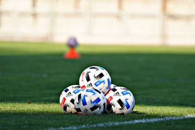 من النادي الذي فاز بدوري أبطال أوروبا 2010؟