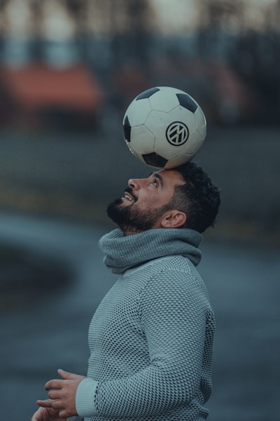 مباراة برشلونة وأتلتيكو مدريد أمسمواجهة ملتهبة في لا ليغا